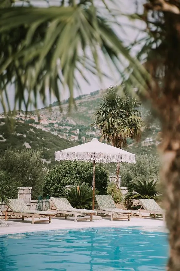 Vila Milo Himarë Albanie