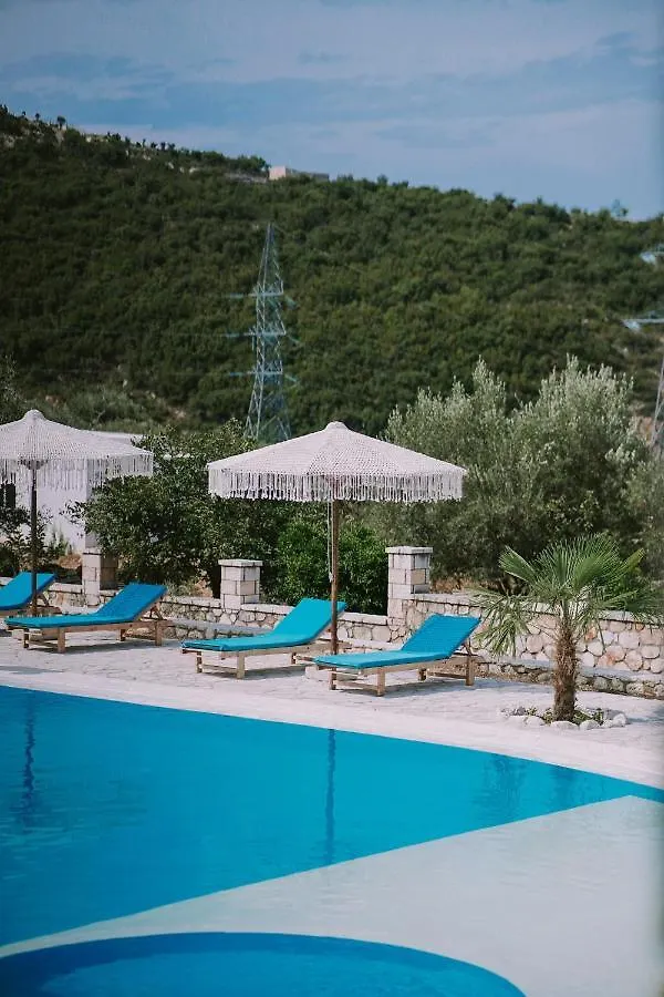 Vila Milo Himarë 0*,