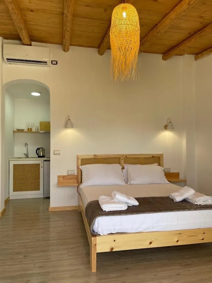 Vila Milo Himarë Albanie